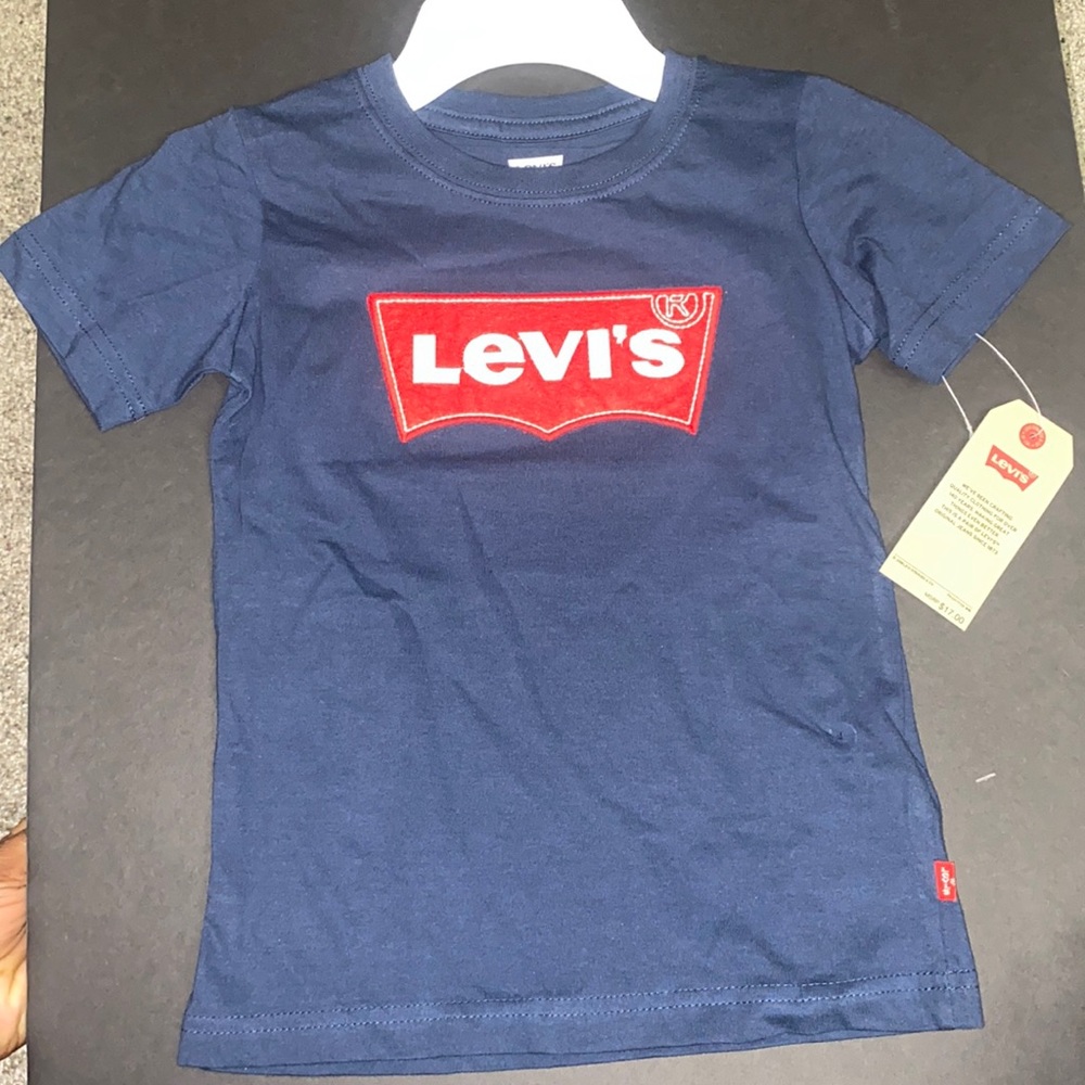 Levi Shirt